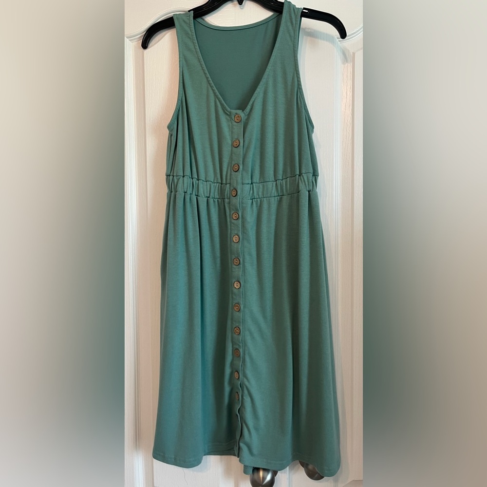 V-Neck Button-down Dress | Size SMALL